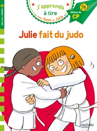 sami-et-julie-cp-niveau-2-julie-fait-du-judo-9782017151470
