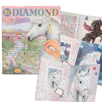 MISS-MELODY-CREEZ-VOTRE-LIVRE-DAUTOCOLLANTS-DIAMANTE